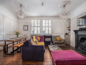 Bath Townhouse 8, St James's Parade, Bath city centre